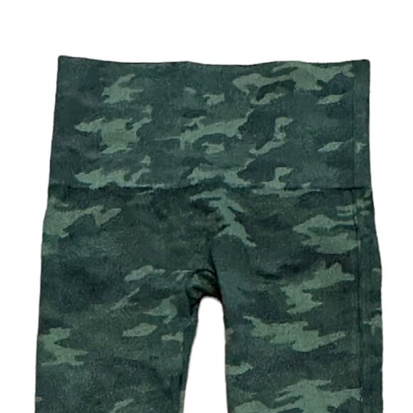 SPANX Look At Me Now Seamless Green Camo Leggings #FL3515‎ Size Small - Picture 2 of 6